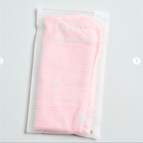 3/$20💗 GLOV Cosmetic Mask Remover - Picture 2 of 7